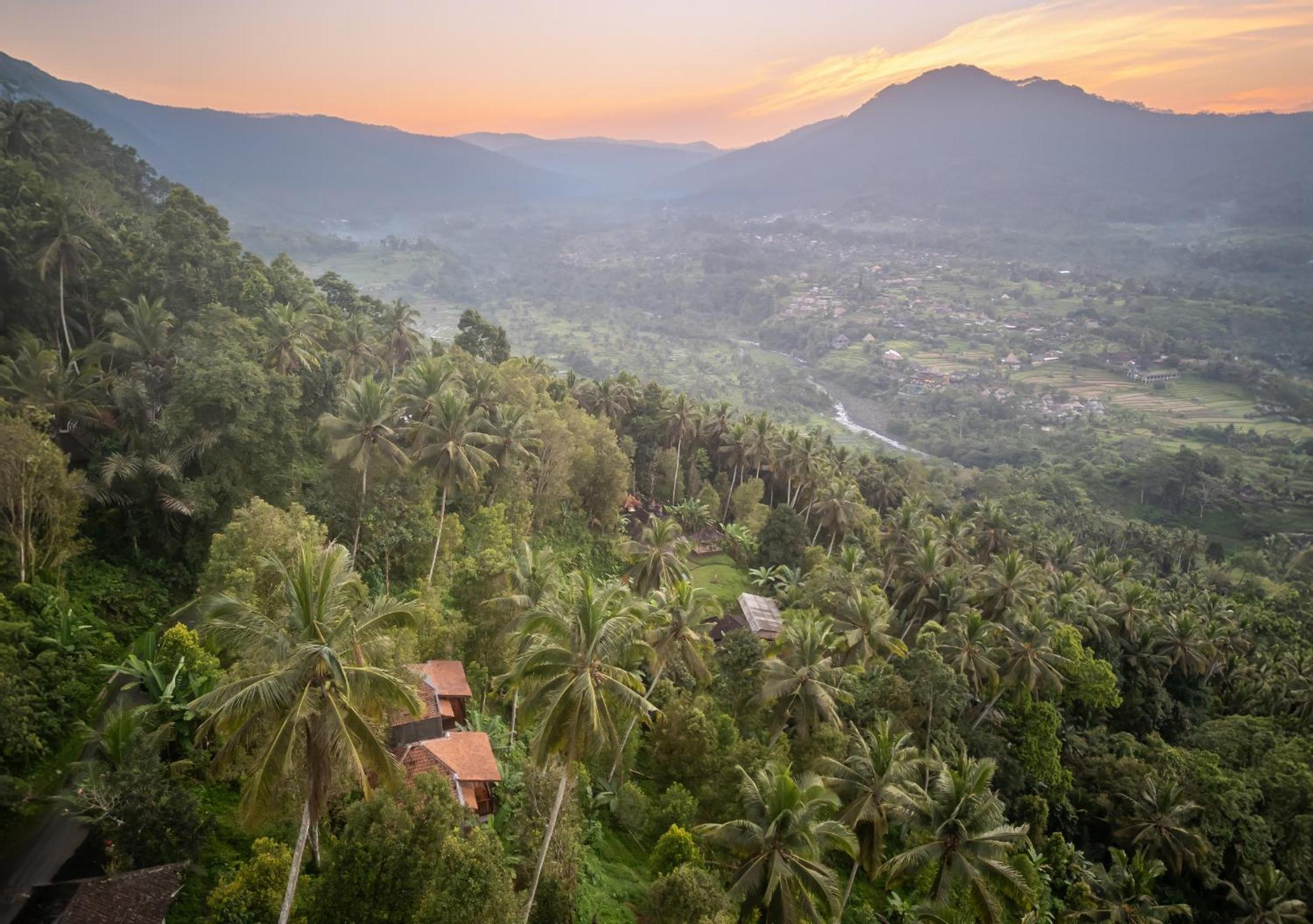 Cemara Green Hill By Samhita Bali Silebeng Ngoại thất bức ảnh
