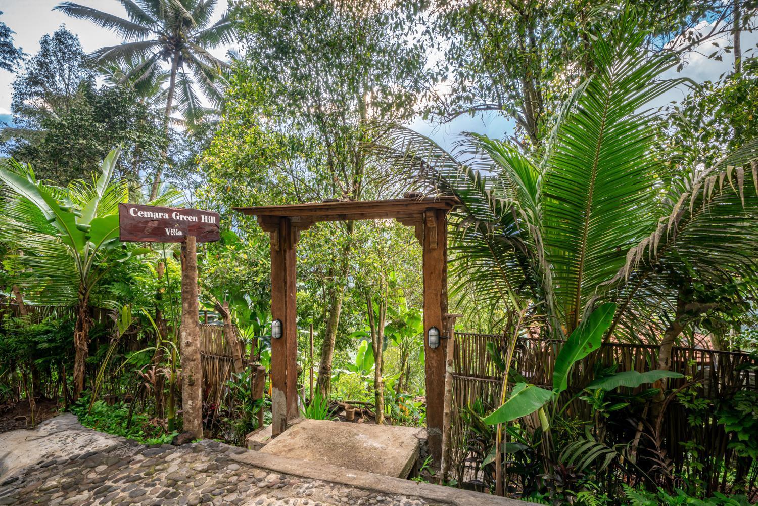Cemara Green Hill By Samhita Bali Silebeng Ngoại thất bức ảnh